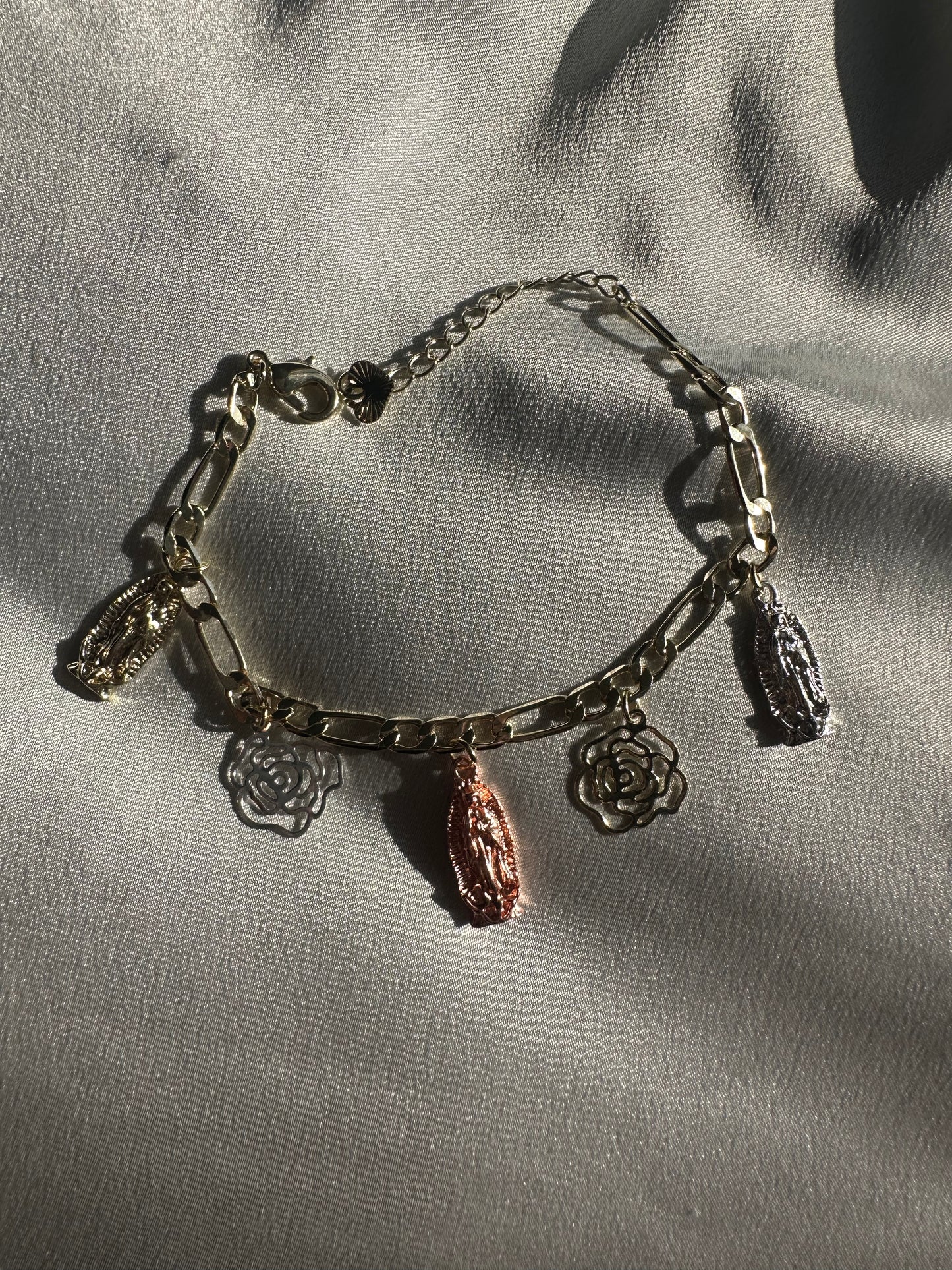Rosas Con La Guadalupe Bracelet