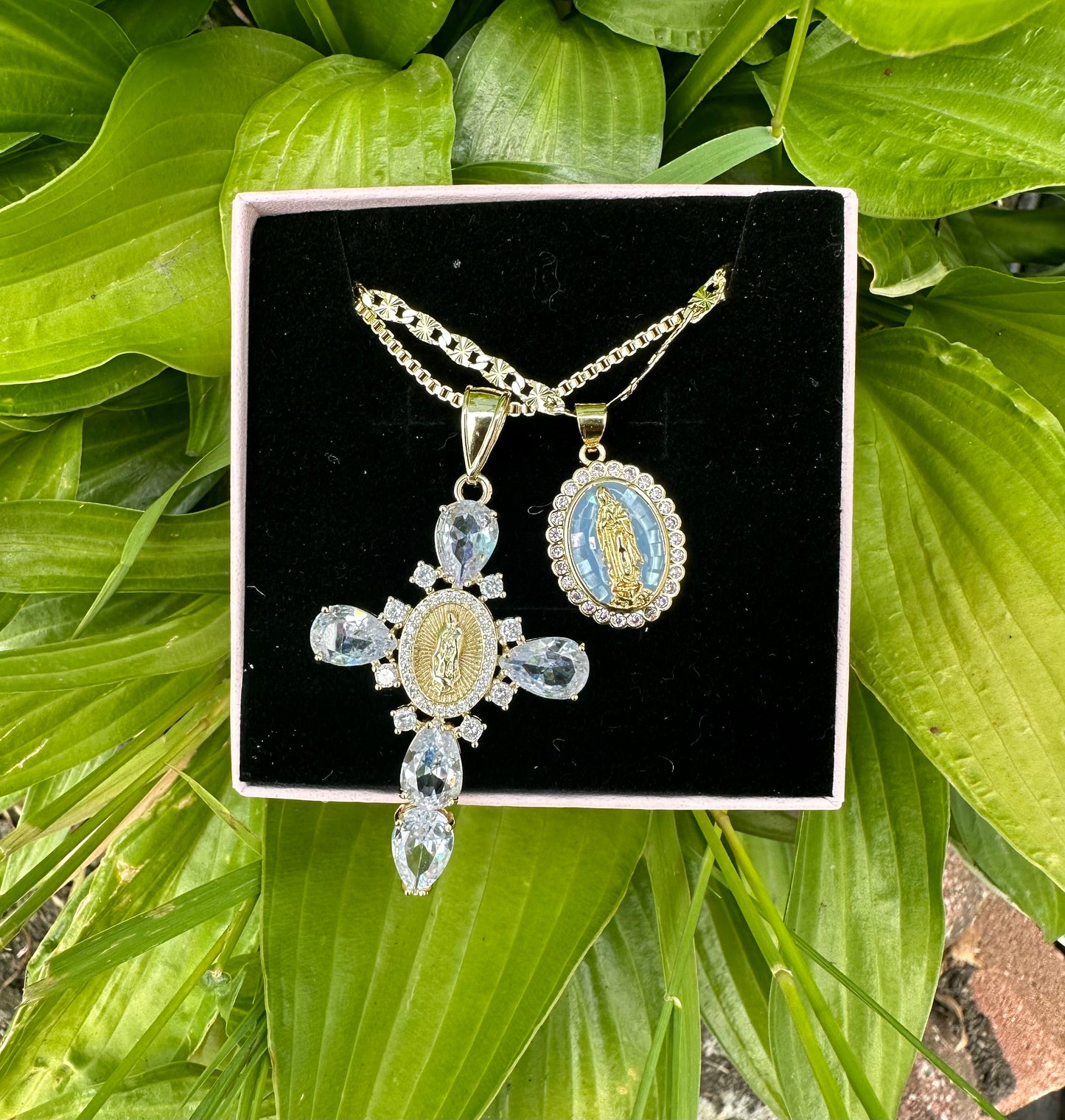 Virgin de Guadalupe and cross set