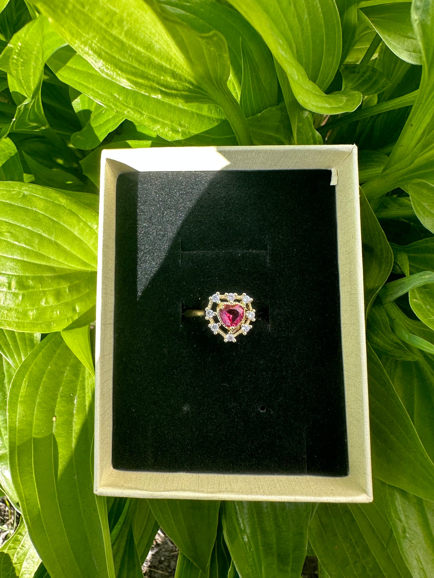 Red heart adjustable ring