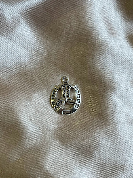 Boot in a horseshoe 114