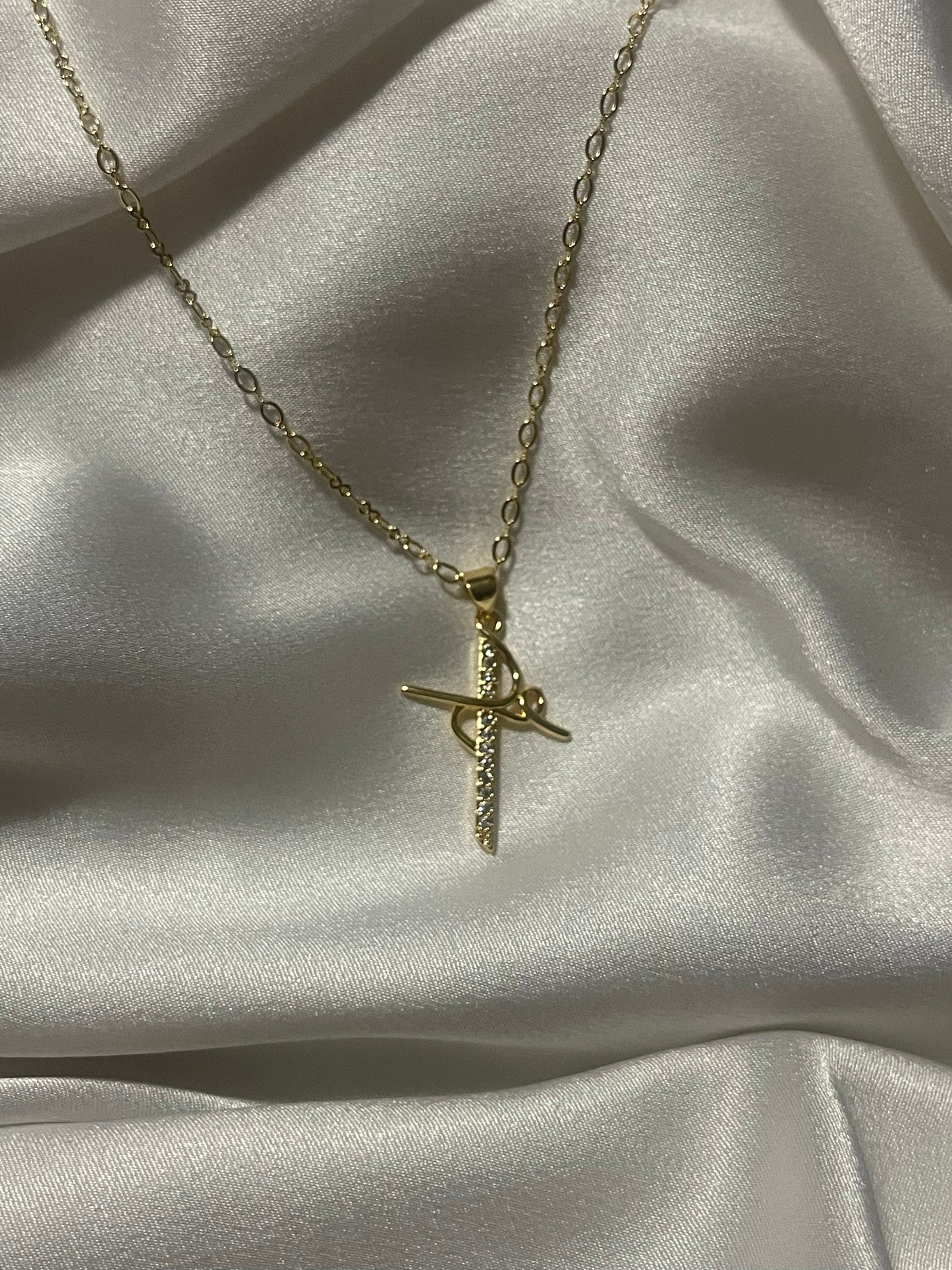 Simple cross gold