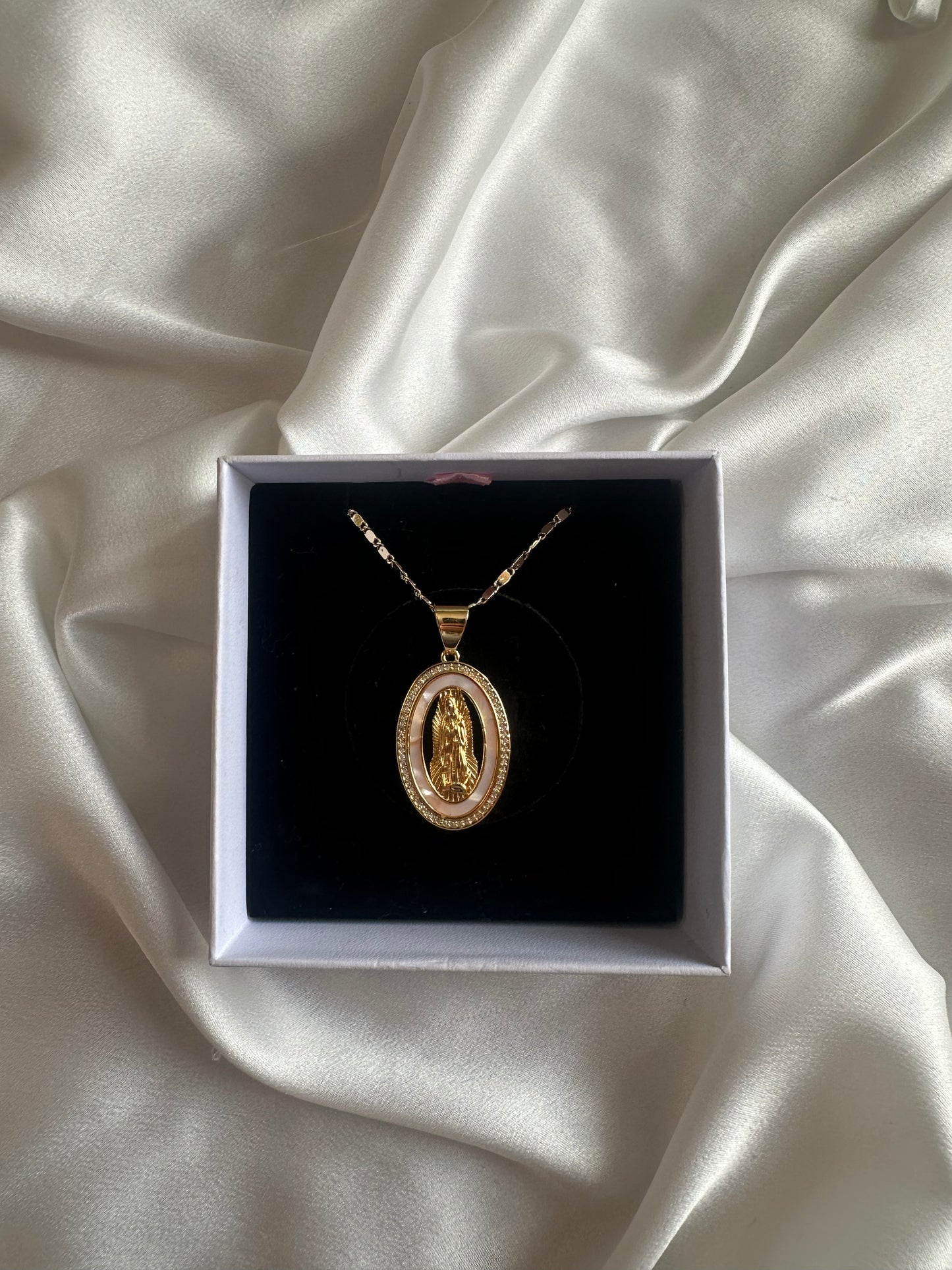 Rosa Virgin de Guadalupe